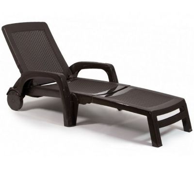 Шезлонг складной MIAMI от производителя Rattan по цене 10 000 р Шезлонг складной MIAMI от производителя Rattan по цене 10 000 р